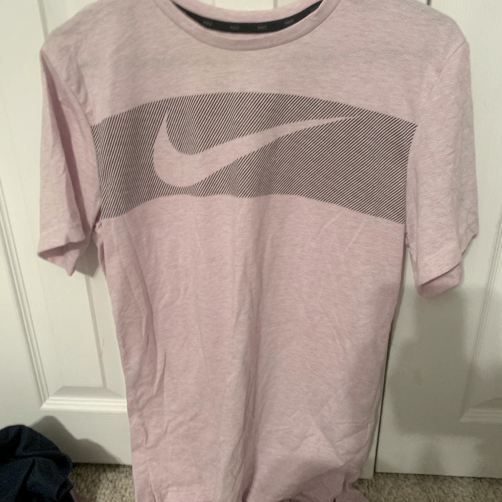 Men’s Size Small Nike Shirt
